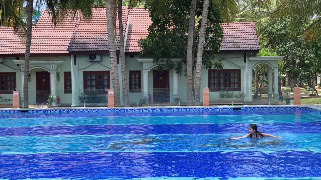 Gold Rooster Resort Phan Rang Bagian luar foto